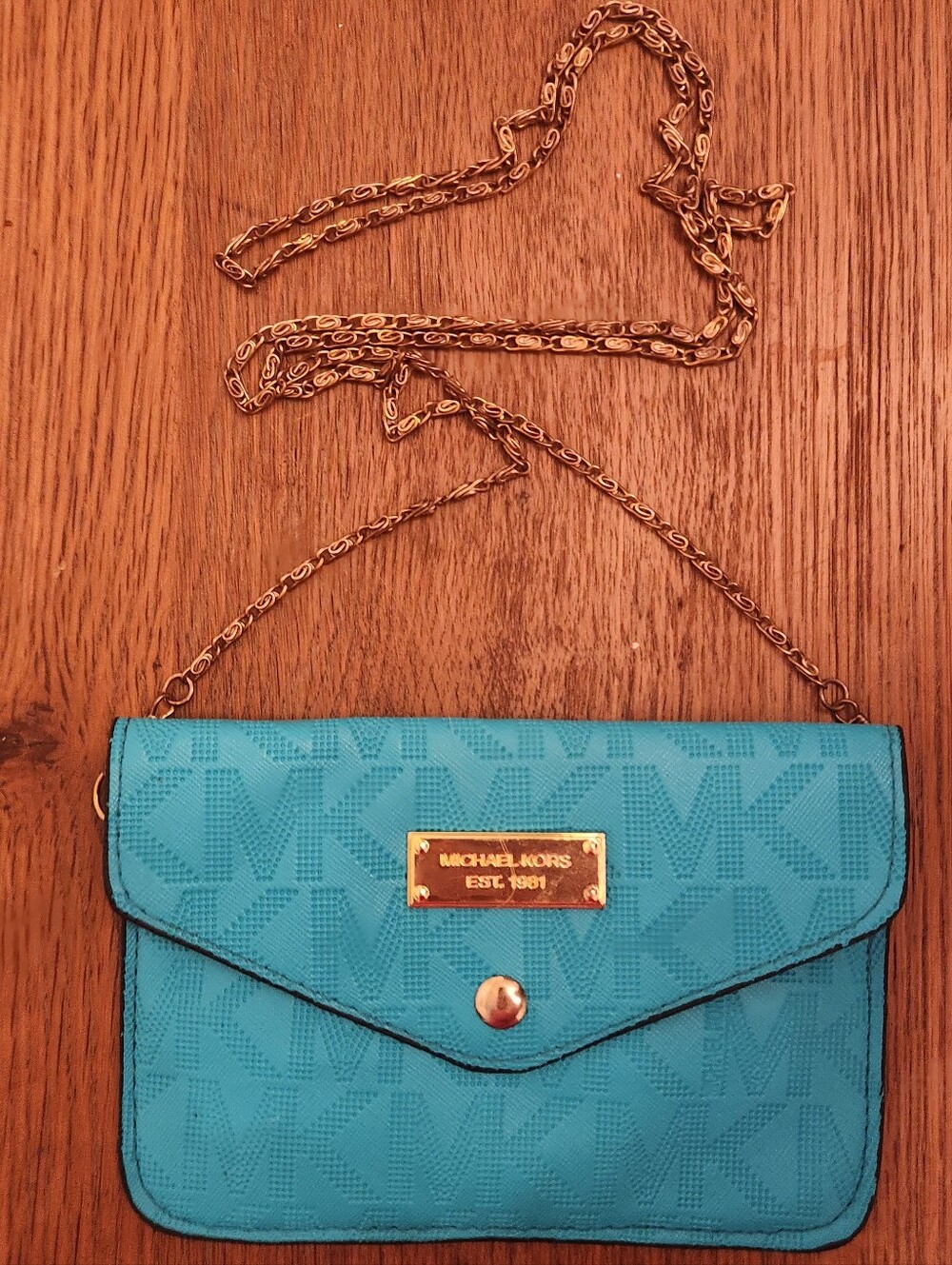Michael Kors Turquoise Crossbody Envelope Bag with Gold Chain Like NEW!!